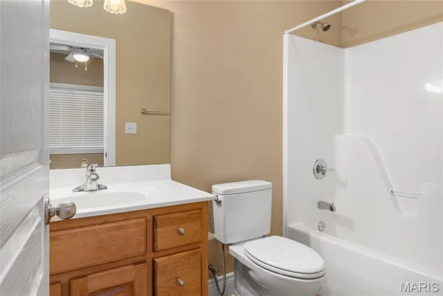 $499,000 | 20318 Timberlake Village Drive, Unit 831, Rocky Mount, MO 65072