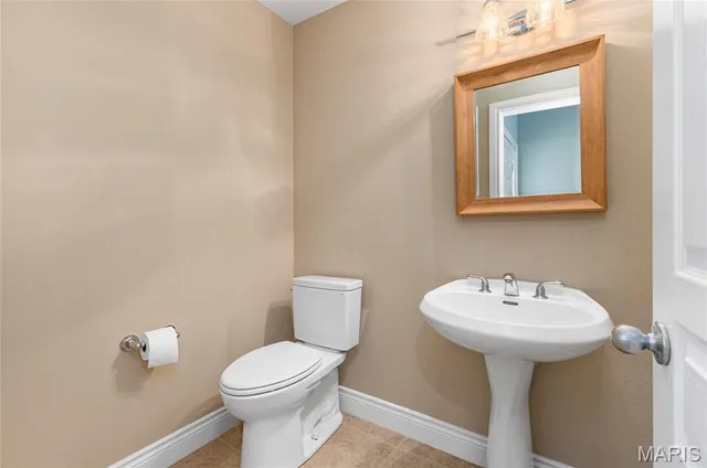 $499,000 | 20318 Timberlake Village Drive, Unit 831, Rocky Mount, MO 65072