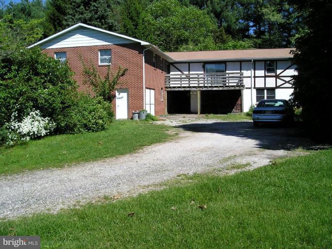 4334 Mt Carmel Road Hampstead, MD 21074 - Photo 1 of 16 Exterior (Main)