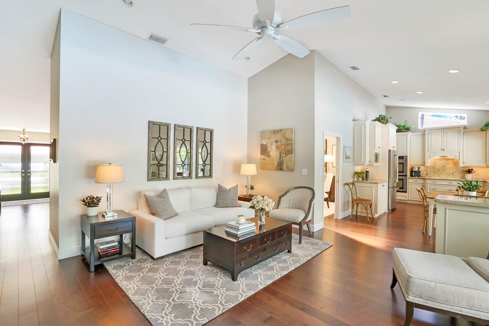 2641 Northwest 38th Street Boca Raton, FL 33434 - Photo 21 of 42 Grand Family Room