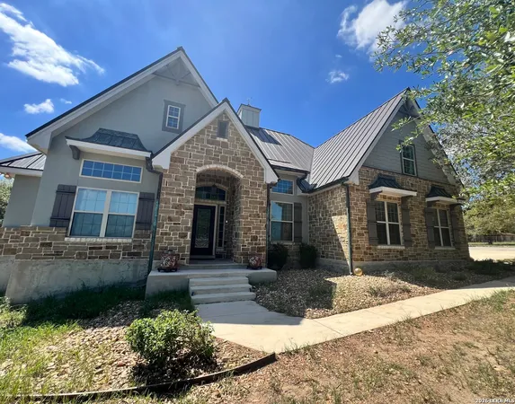 $780,000 | 166 Big Oak Drive, Adkins, TX 78101