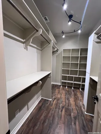 $780,000 | 166 Big Oak Drive, Adkins, TX 78101