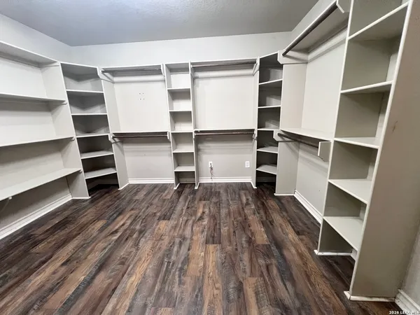 $780,000 | 166 Big Oak Drive, Adkins, TX 78101