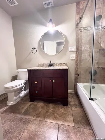 $780,000 | 166 Big Oak Drive, Adkins, TX 78101