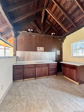 $780,000 | 166 Big Oak Drive, Adkins, TX 78101