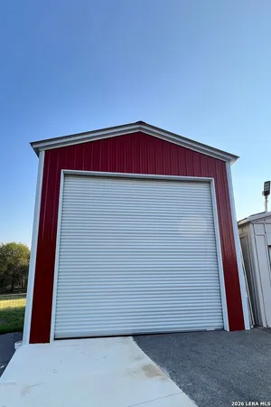 $780,000 | 166 Big Oak Drive, Adkins, TX 78101