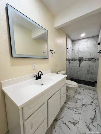 $780,000 | 166 Big Oak Drive, Adkins, TX 78101