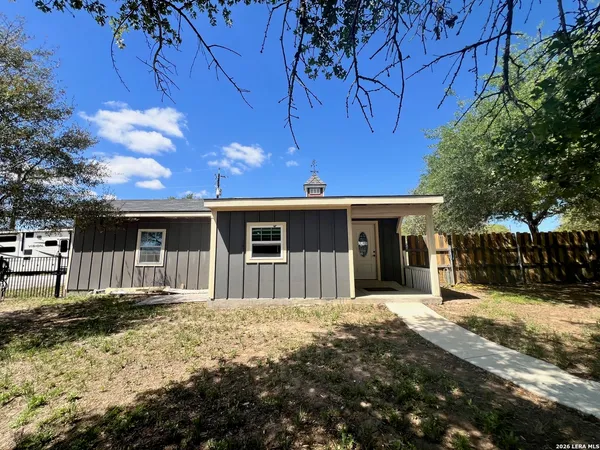 $780,000 | 166 Big Oak Drive, Adkins, TX 78101