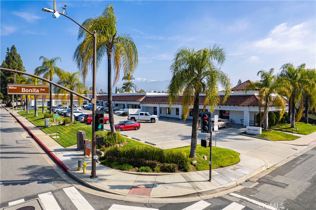 301 West Bonita Ave  