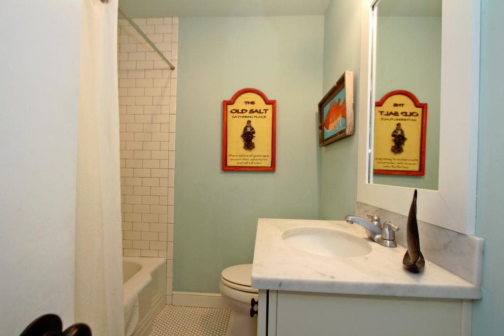 20 Charlestowne Road Charleston, SC 29407 - Photo 16 of 21 Guest Bath