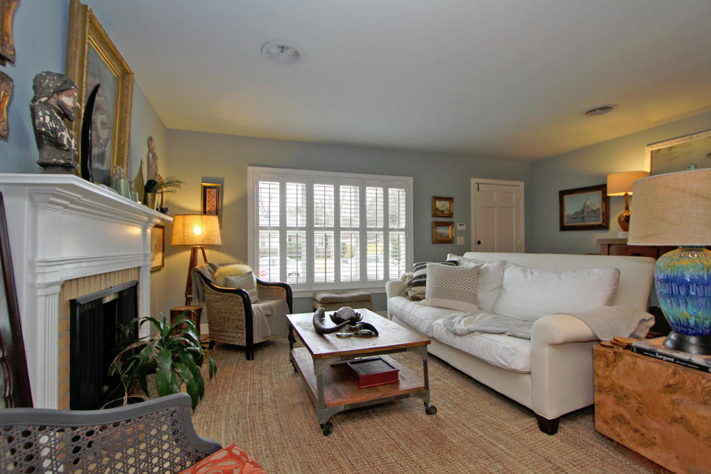 20 Charlestowne Road Charleston, SC 29407 - Photo 3 of 21 Formal Living Room