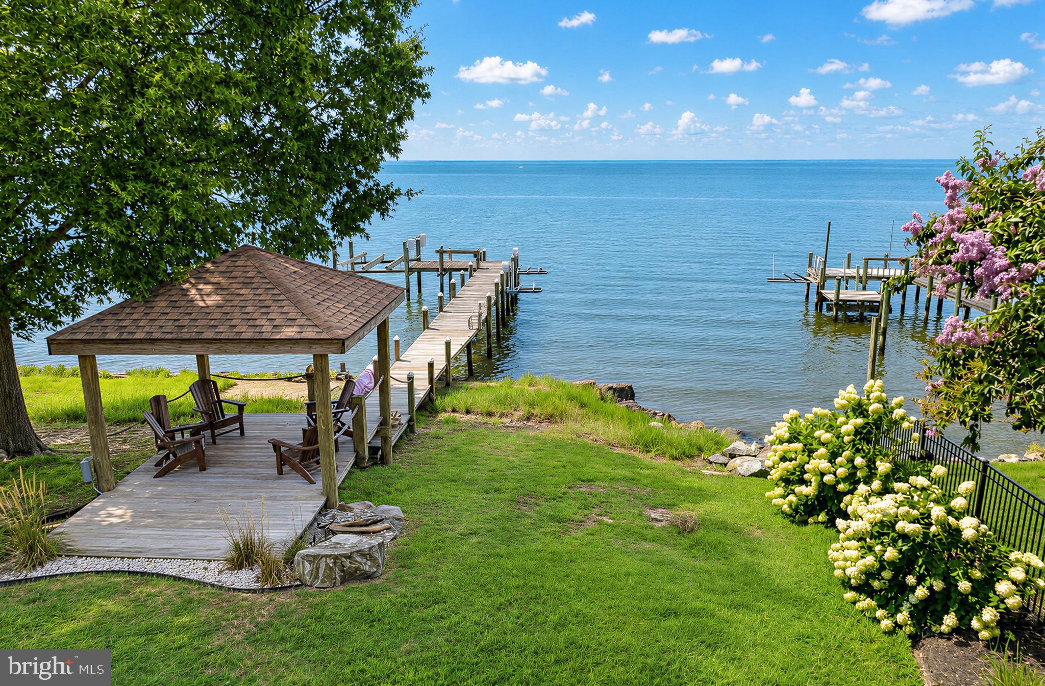 12265 Potomac View Road Newburg, MD 20664 - Photo 4 of 81 Gazebo & Pier