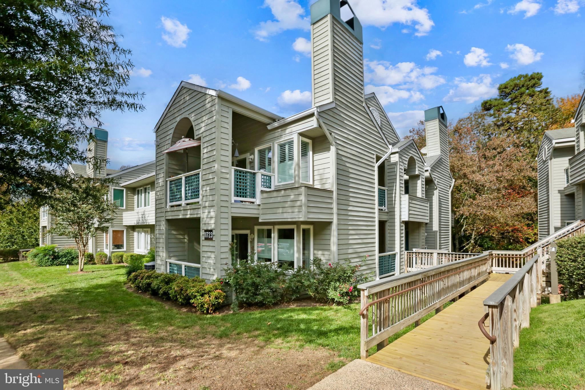 11723 Summerchase Circle Reston, VA 20194 - Photo 1 of 22 a view of a house with a yard
