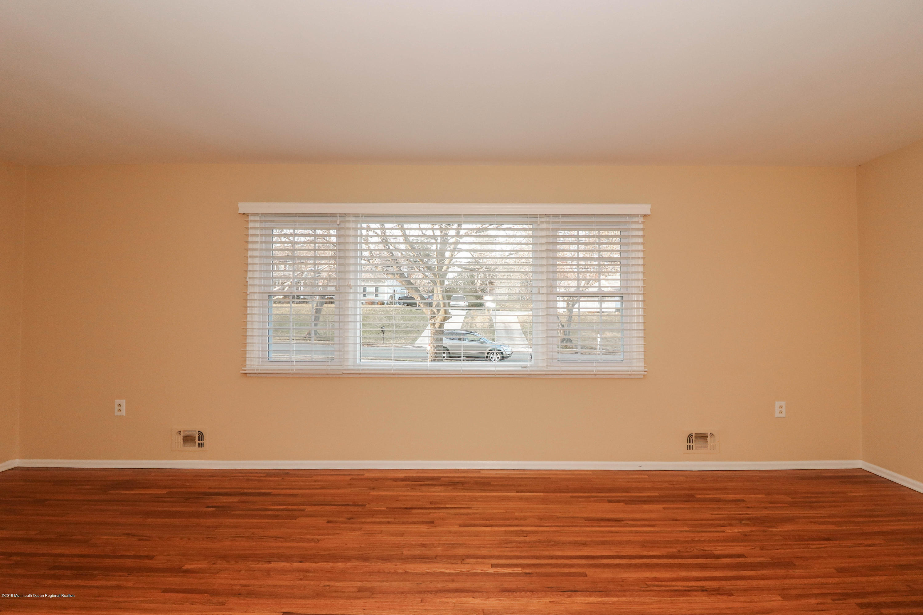 15 Middlebrook Drive Asbury Park, NJ 07712 - Photo 9 of 39 Living Room 2