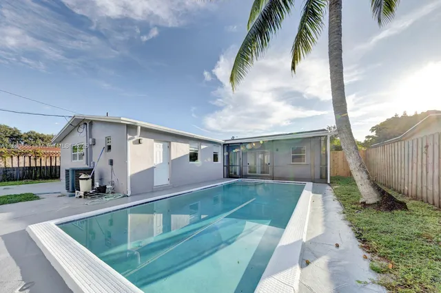 $3,750 | 3210 Northwest 72nd Way, Hollywood, FL 33024