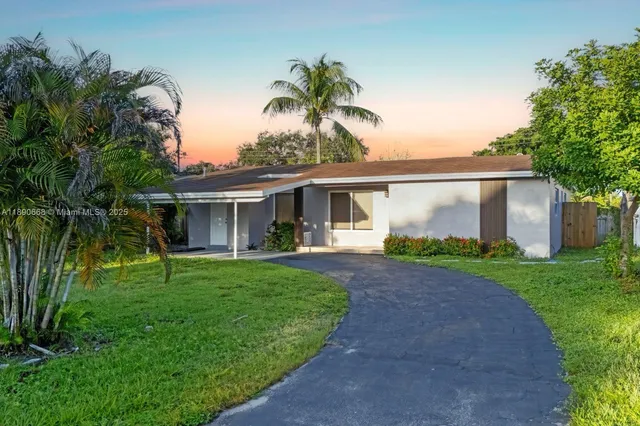 $3,750 | 3210 Northwest 72nd Way, Hollywood, FL 33024