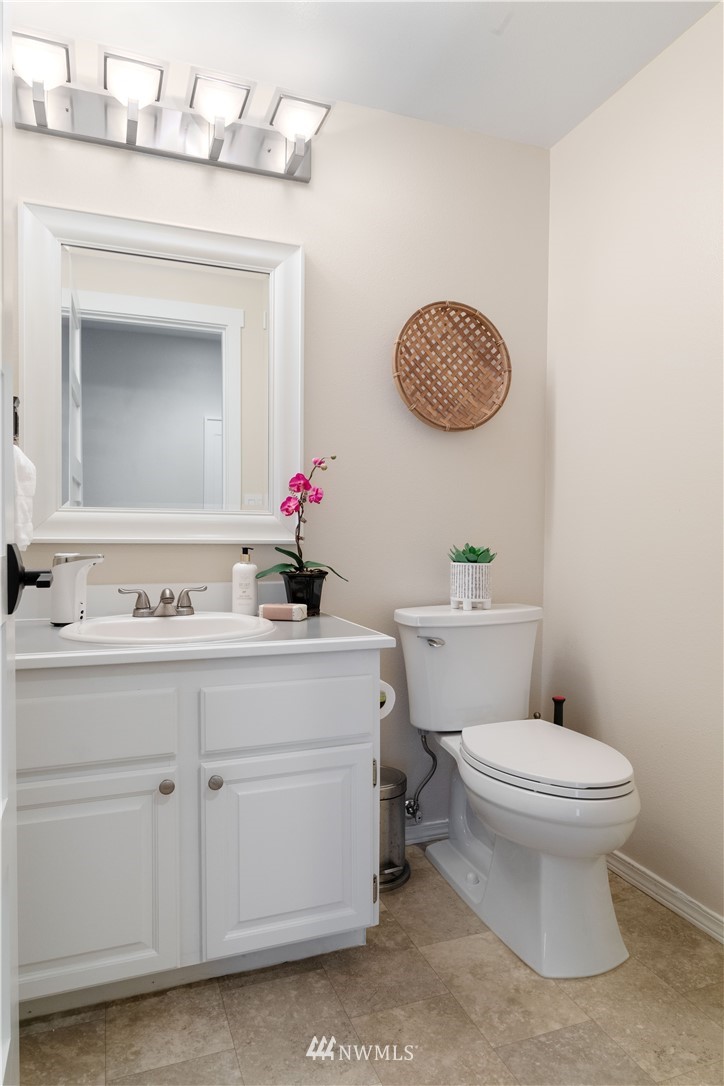 18012 158th Place Southeast Renton, WA 98058 - Photo 14 of 23 Gallery Image 14