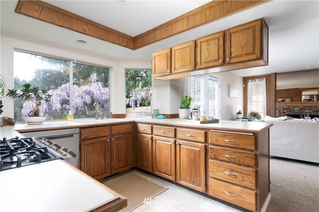 18012 158th Place Southeast Renton, WA 98058 - Photo 7 of 23 Gallery Image 7