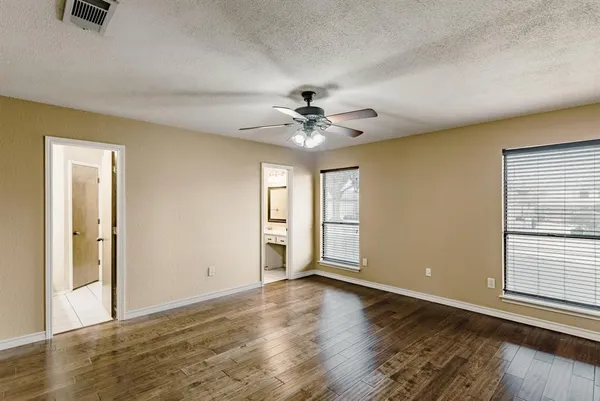 $2,450 | 3100 Green Country Court, Bedford, TX 76021