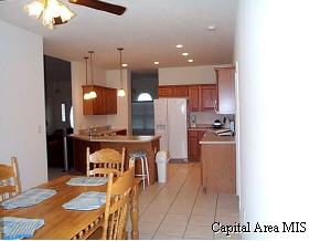 5205 Mountain View Drive Springfield, IL 62711 - Photo 3 of 9 Gallery Image 3