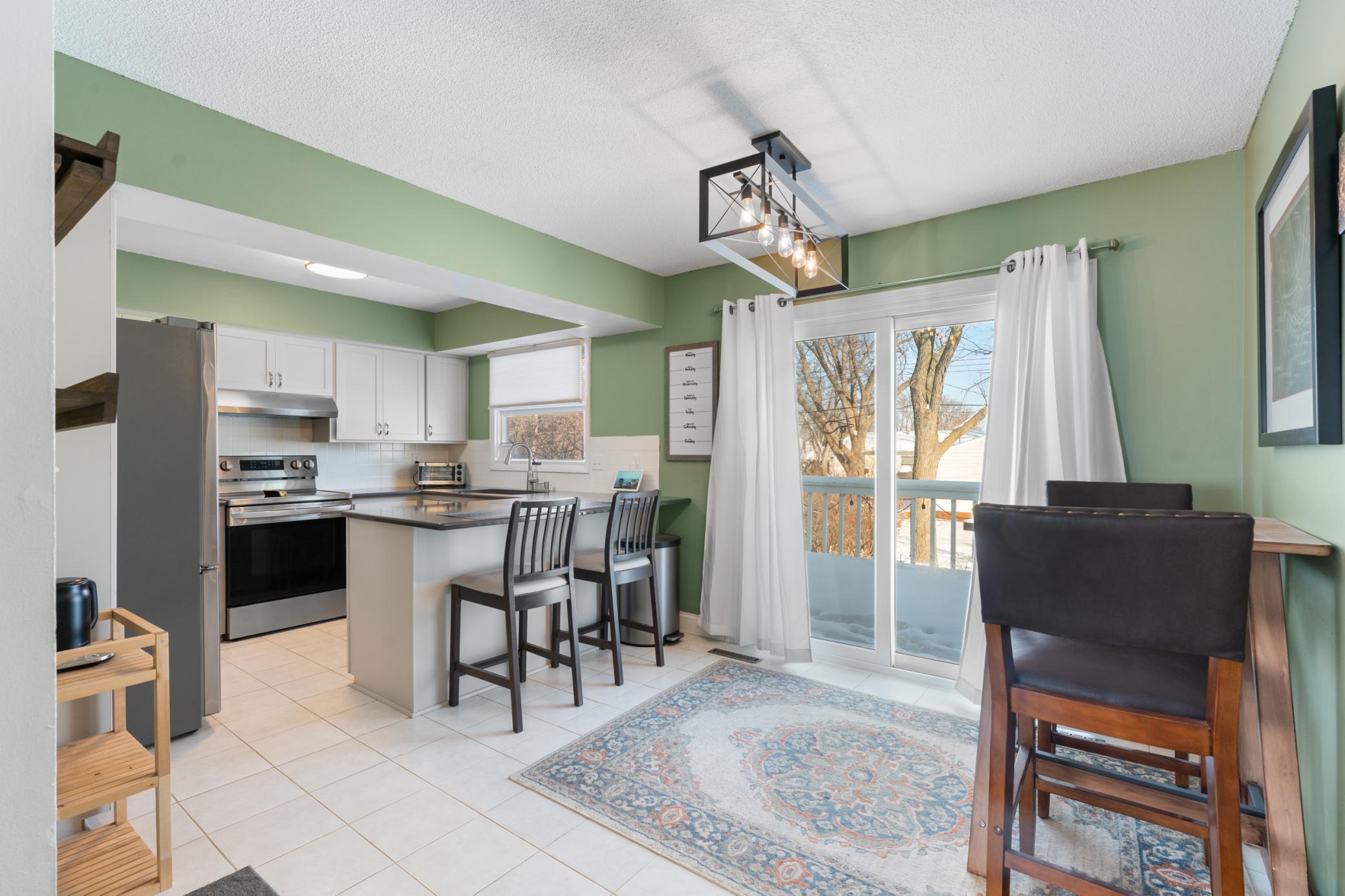 1536 8 1/2 Avenue Southeast Rochester, MN 55904 - Photo 5 of 24