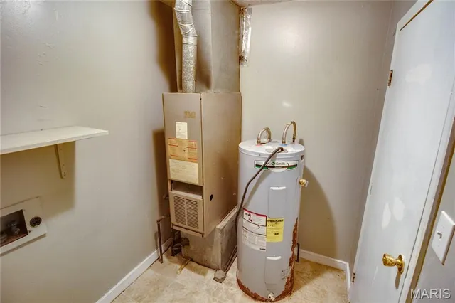 $82,400 | 99 Bonds Avenue, East Alton, IL 62024