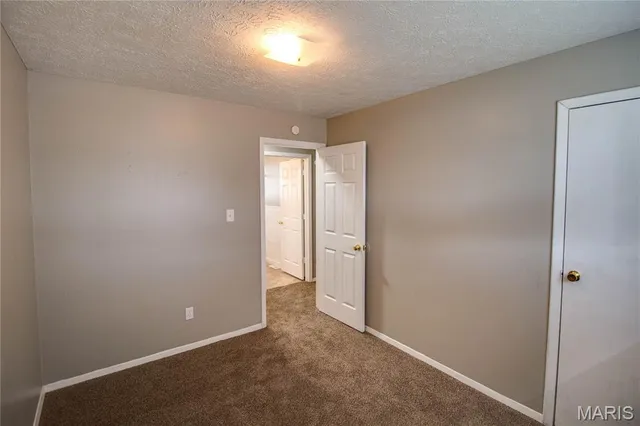 $82,400 | 99 Bonds Avenue, East Alton, IL 62024