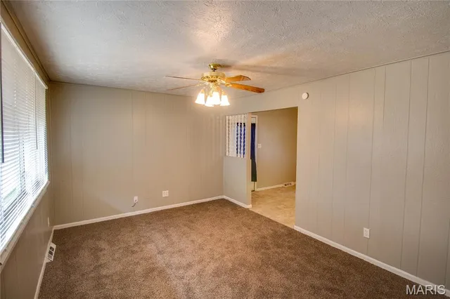 $82,400 | 99 Bonds Avenue, East Alton, IL 62024