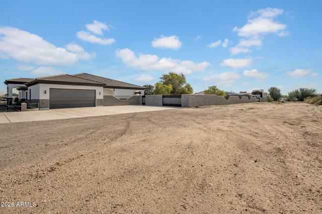 $835,000 | 19349 West Windsor Avenue, Buckeye, AZ 85396