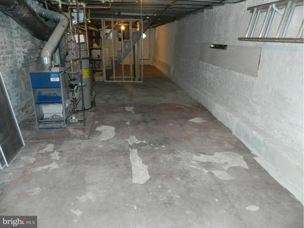 1315 Webster Street Baltimore, MD 21230 - Photo 28 of 29 Lots of Space - Ready for Your Ideas!
