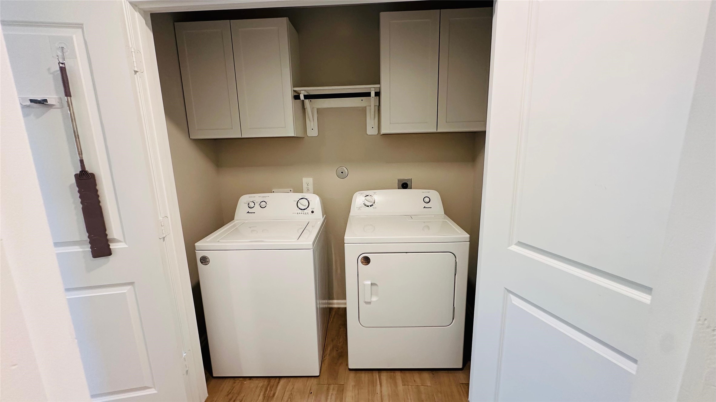 236 Rustic Ridge Circle Magnolia, TX 77354 - Photo 4 of 19