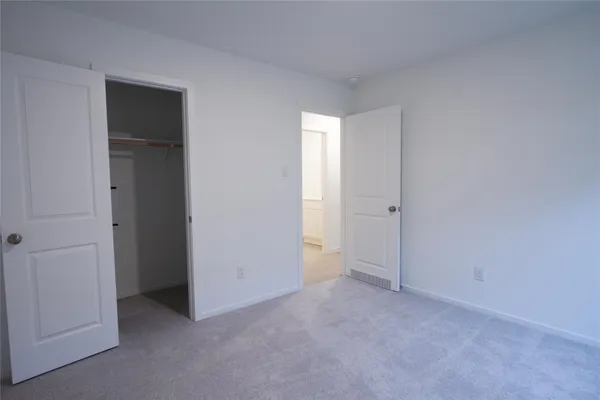 $1,749 | 1551 Sunset Ridge Drive, Conroe, TX 77303