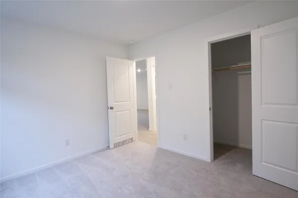 $1,749 | 1551 Sunset Ridge Drive, Conroe, TX 77303