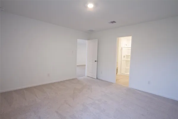 $1,749 | 1551 Sunset Ridge Drive, Conroe, TX 77303