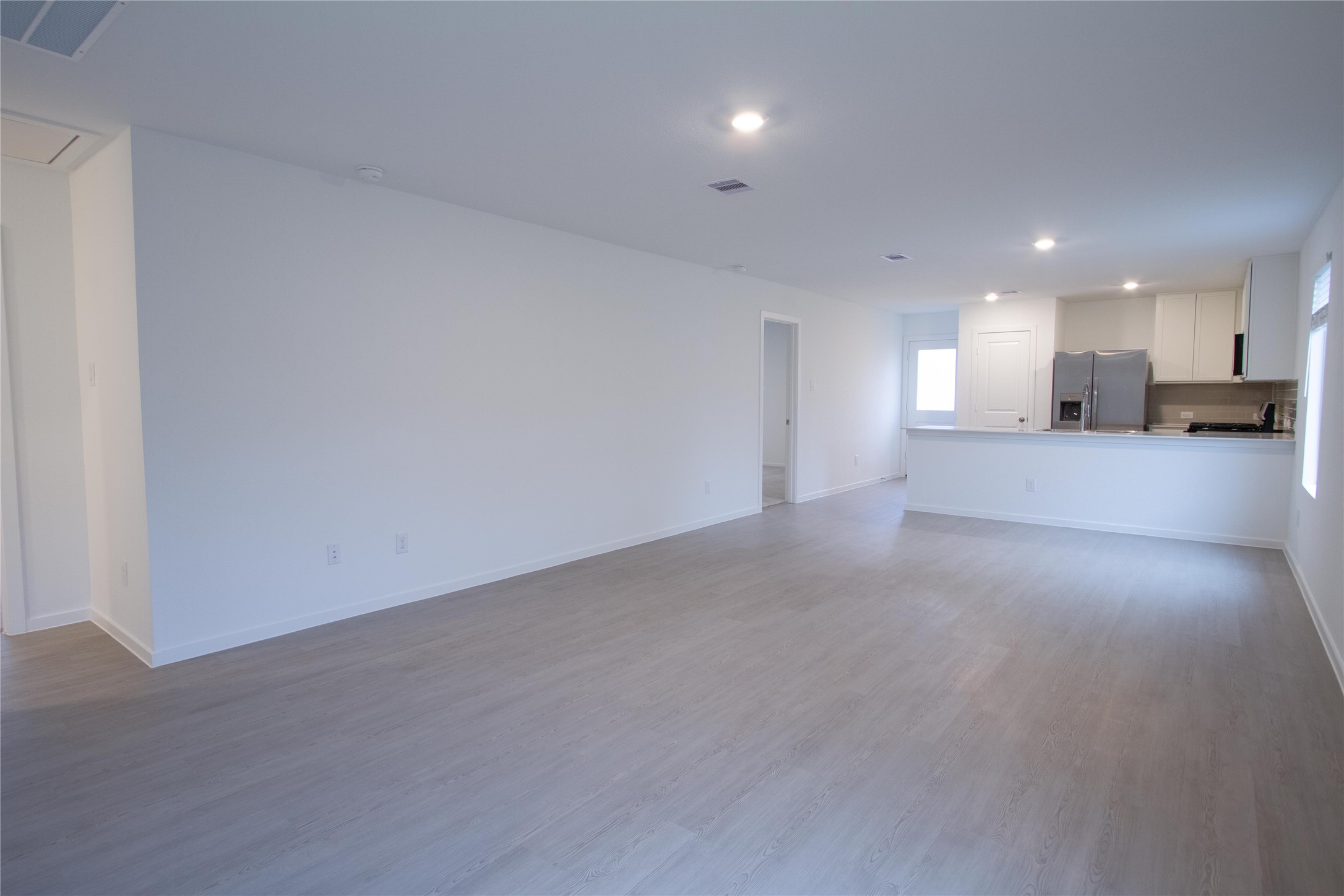 1551 Sunset Ridge Drive Conroe, TX 77303 - Photo 8 of 27