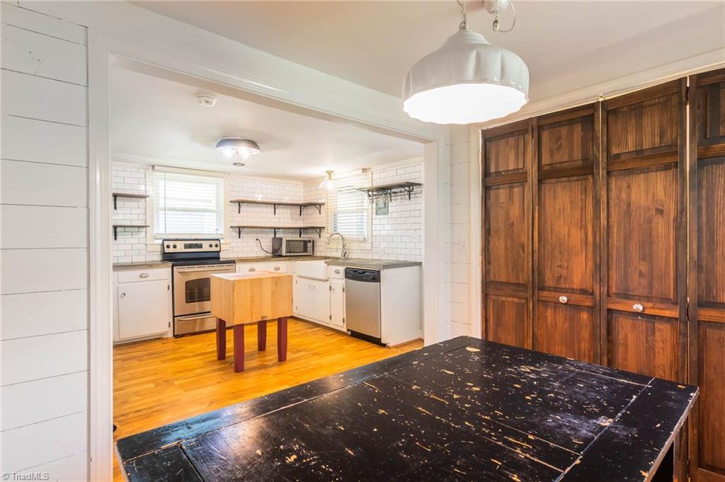 331 Lindsey Road Reidsville, NC 27320 - Photo 15 of 30 Gallery Image 15