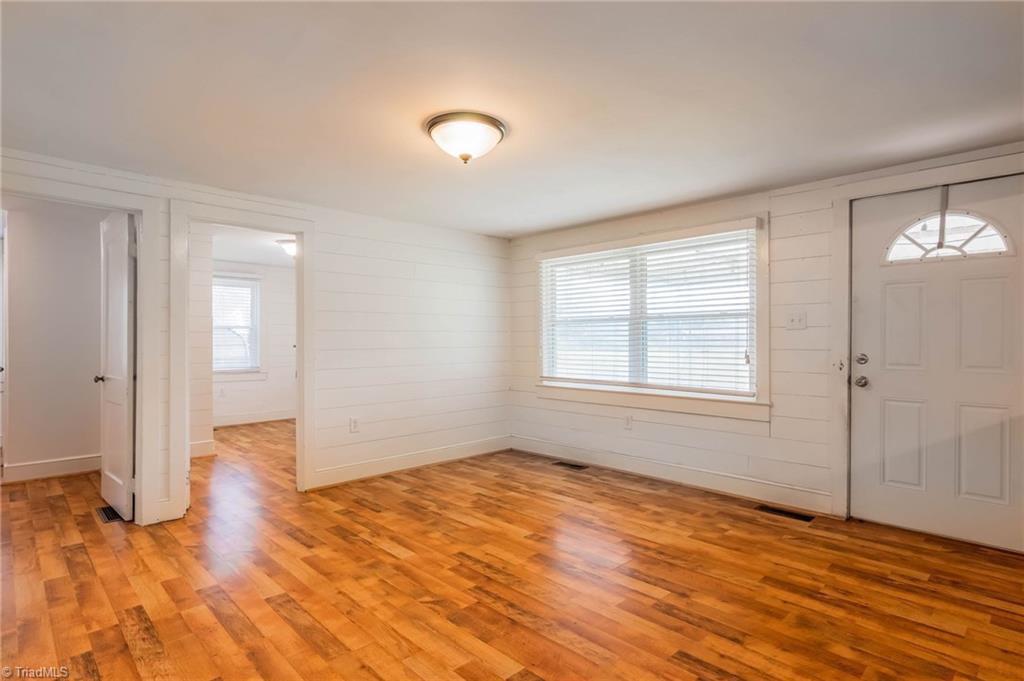 331 Lindsey Road Reidsville, NC 27320 - Photo 5 of 30 Gallery Image 5