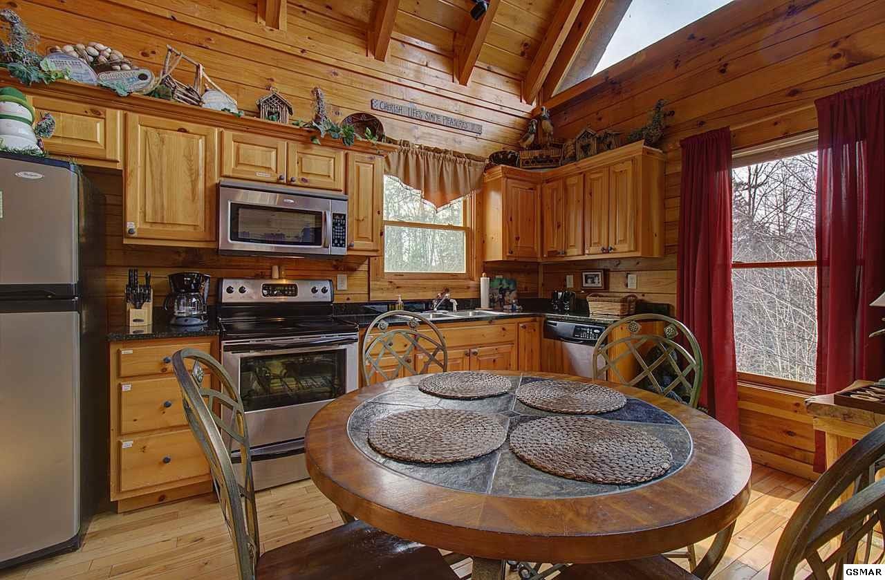 2231 Breezy Road, Unit RUSTICELEGANCE Sevierville, TN 37876 - Photo 8 of 31 Gallery Image 8