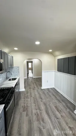 $2,200 | 6 Field Road, Unit 3, Maplewood, NJ 07040