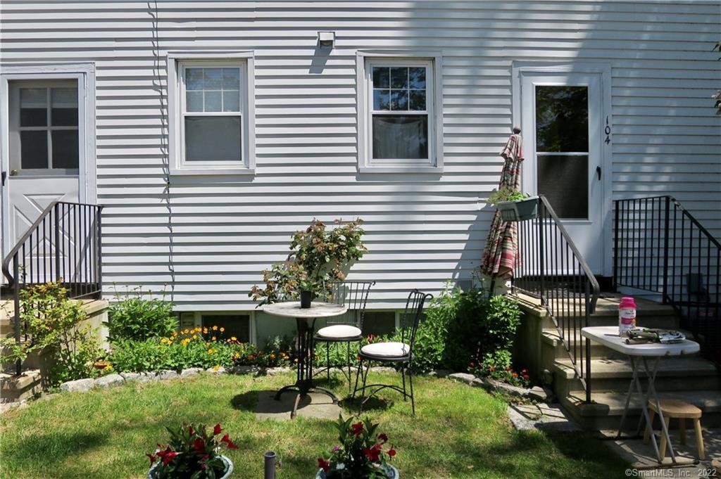 104 Sylvan Knoll Road Stamford, CT 06902 - Photo 11 of 16