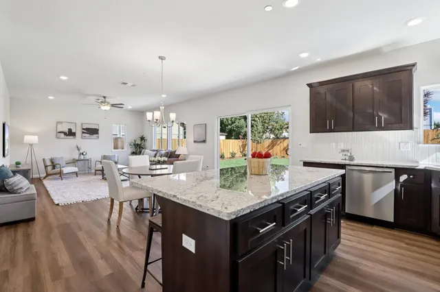 $619,900 | 9144 Hensley Way, Elk Grove, CA 95758