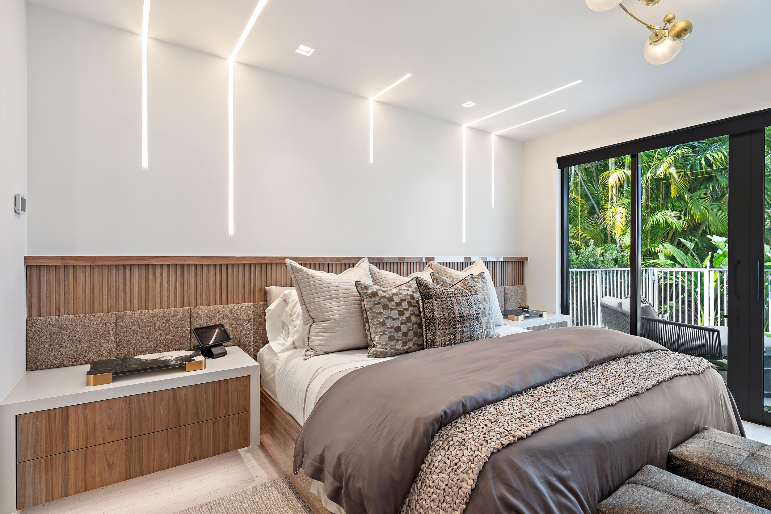 3501 Captains Way Jupiter, FL 33477 - Photo 16 of 40 Primary Bedroom