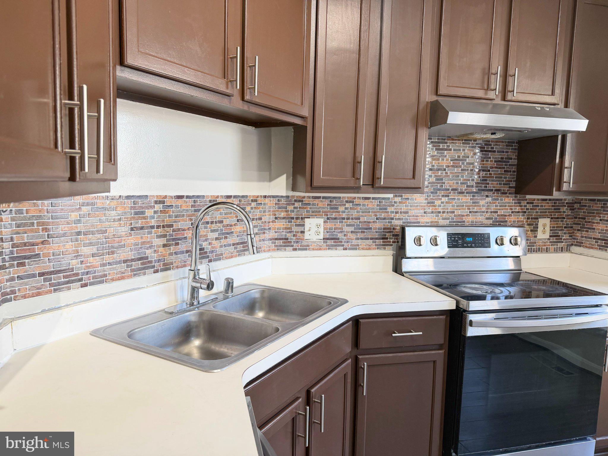 8316 Green Grass Road Laurel, MD 20724 - Photo 8 of 28