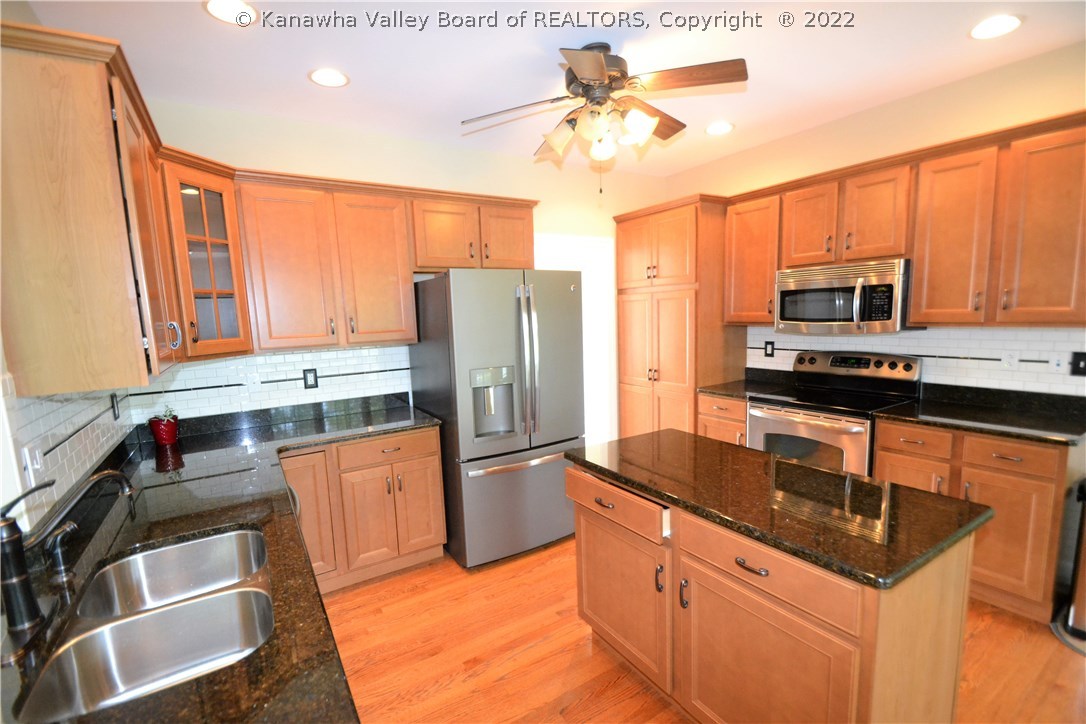 116 Gettysburg Road Charleston, WV 25309 - Photo 10 of 29 Gallery Image 10