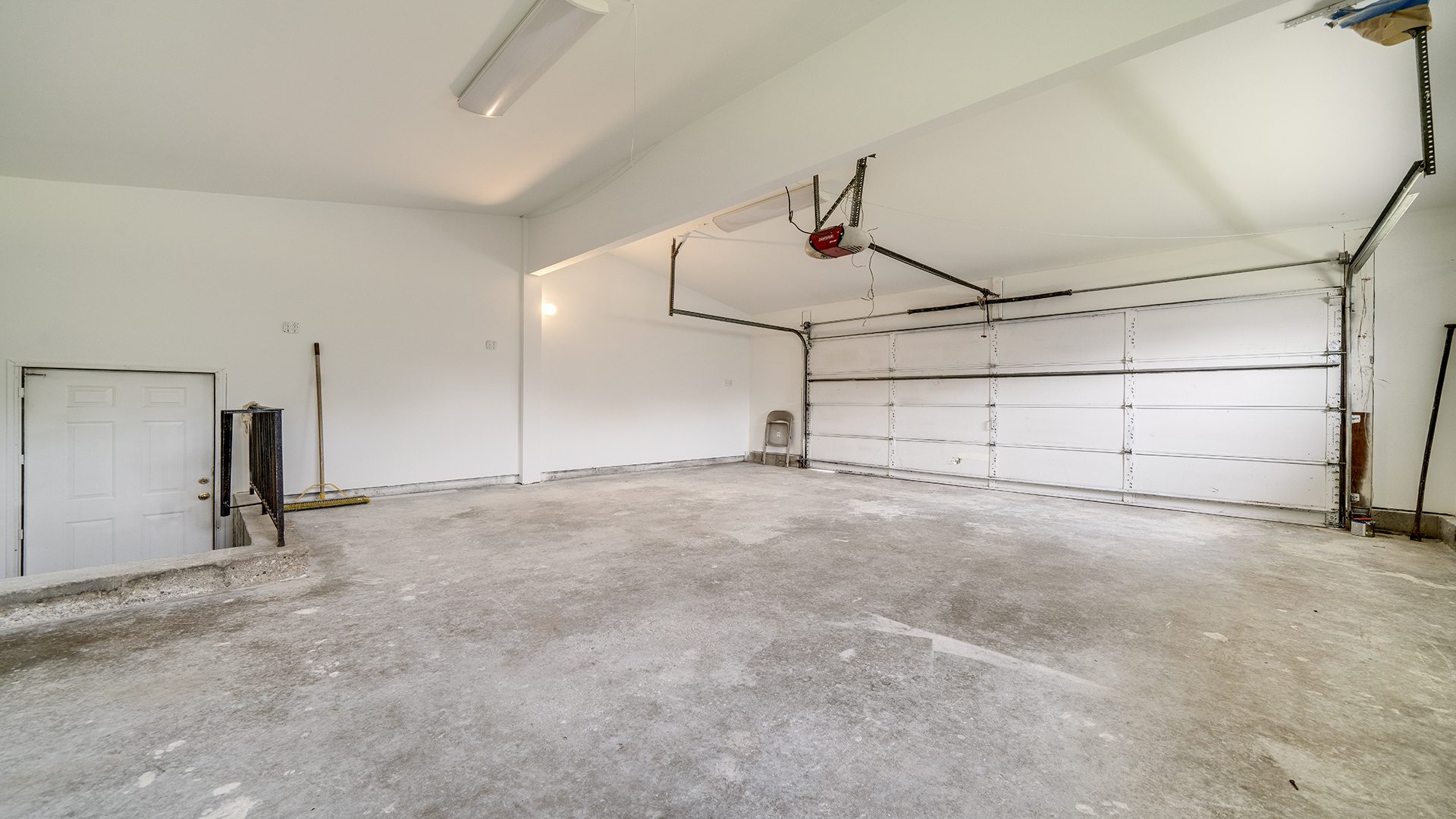 22005 Harmony Road Marengo, IL 60152 - Photo 41 of 49 a view of a garage