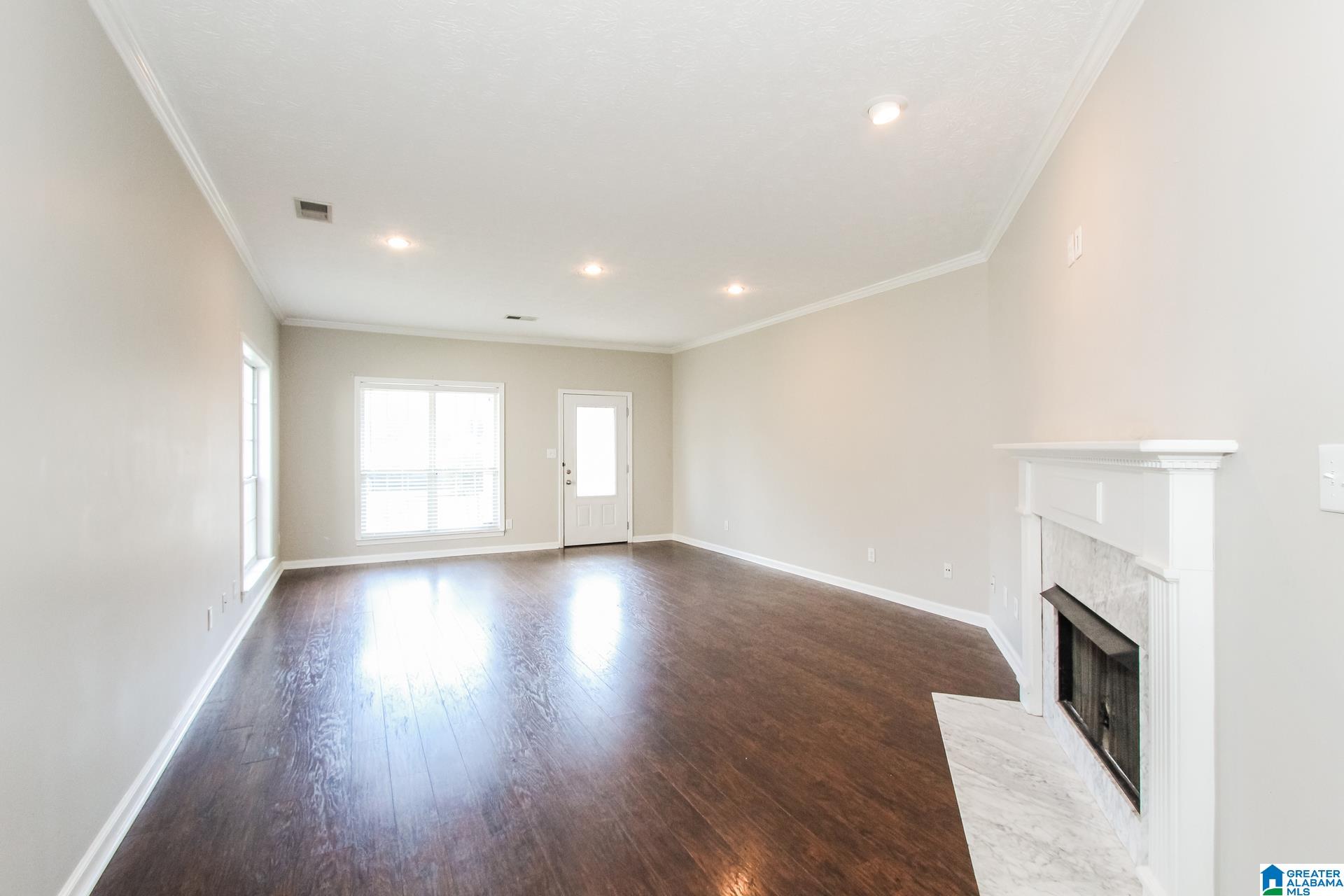 232 Warwick Lane Alabaster, AL 35007 - Photo 5 of 22