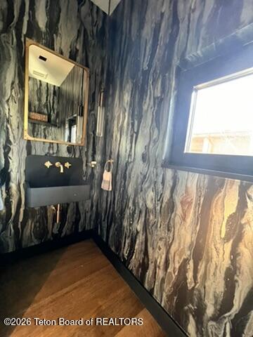 1675 Prosperity Lane Wilson, WY 83014 - Photo 15 of 58 Powder Room