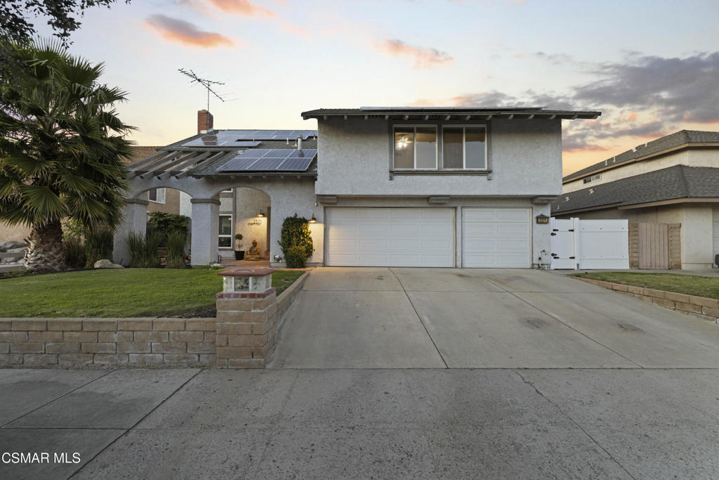 2371 Larch Street Simi Valley, CA 93065 - Photo 7 of 40 a house view with a outdoor space
