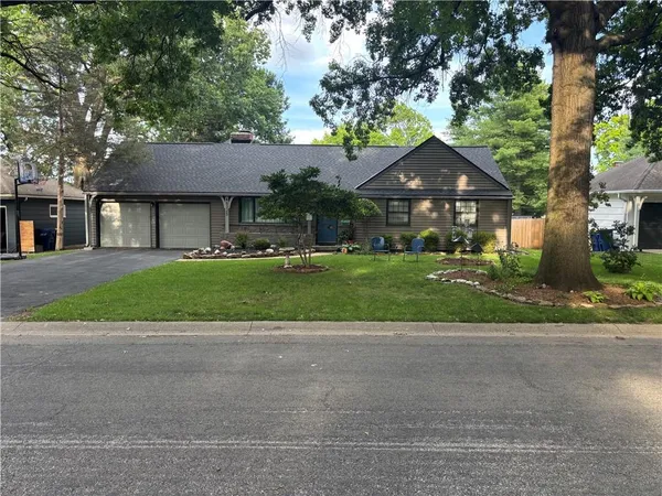 $525,000 | 6325 Maple Drive, Mission, KS 66202