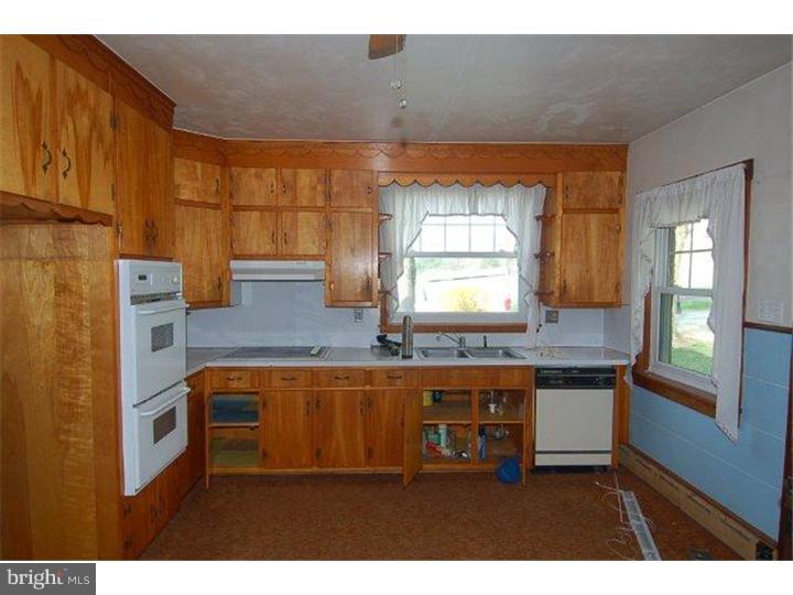 405 Rock Road Pine Grove, PA 17963 - Photo 5 of 10 Kitchen